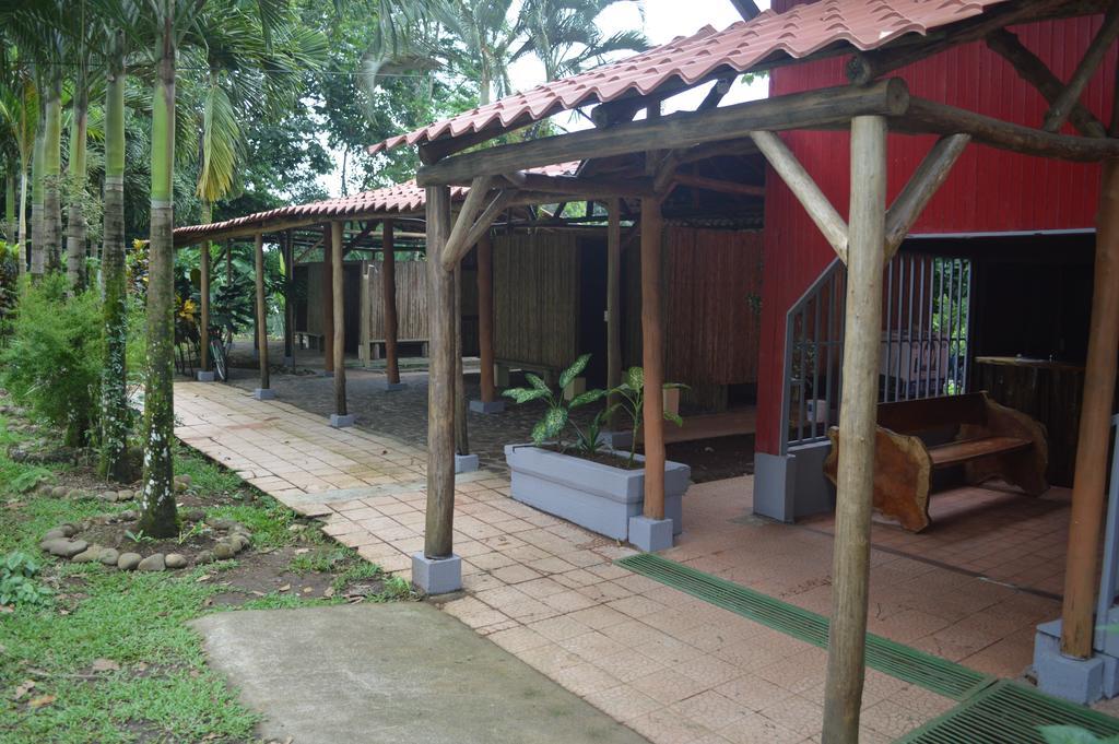 Islas Del Rio Hostel Tirimbina 外观 照片